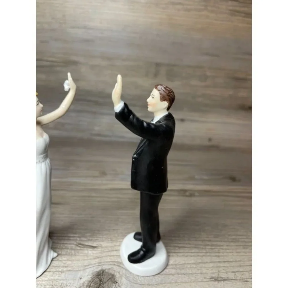 Wedding High Five Bride & Groom Couple Celebration Figure Figurines